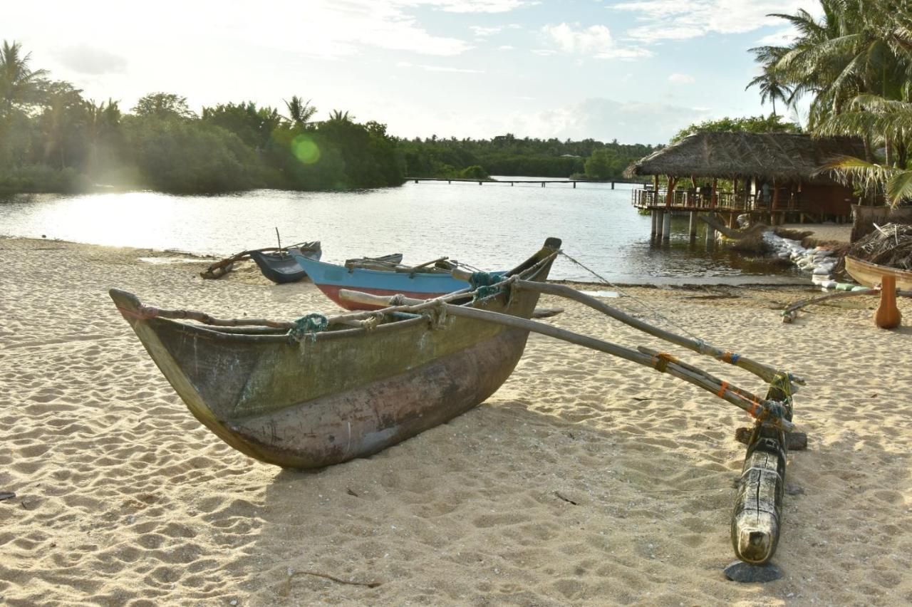 Silent Cabana And Restaurant Marakolliya, แทนกาลเล ภายนอก รูปภาพ