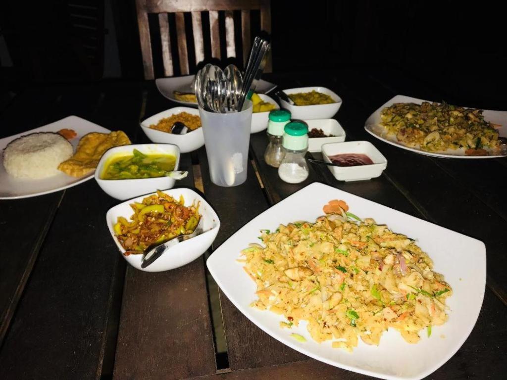 Silent Cabana And Restaurant Marakolliya, แทนกาลเล ภายนอก รูปภาพ